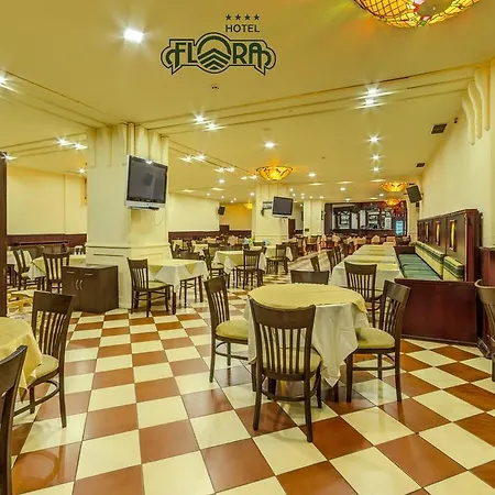 Flora-daisy Aparthotel