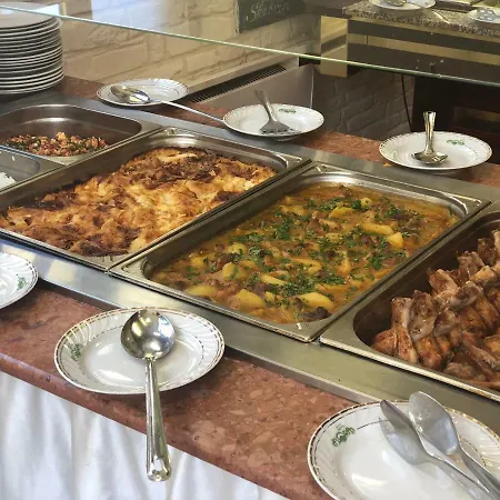 Flora-daisy Aparthotel 3*