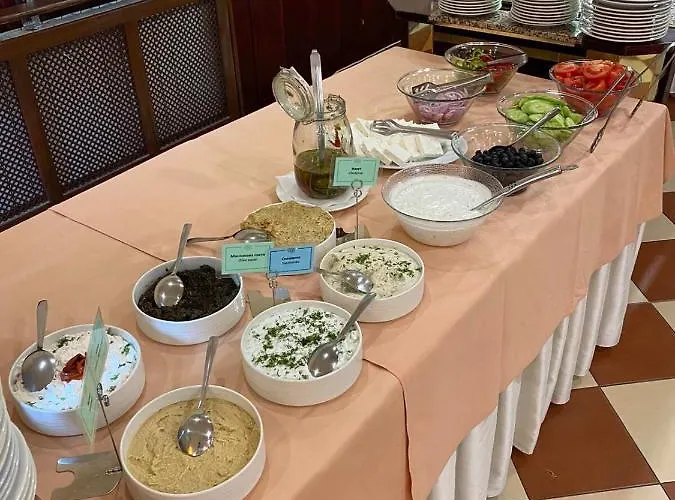 Flora-daisy מלון דירות 3*