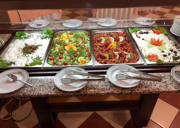 מלון דירות Flora-daisy 3*