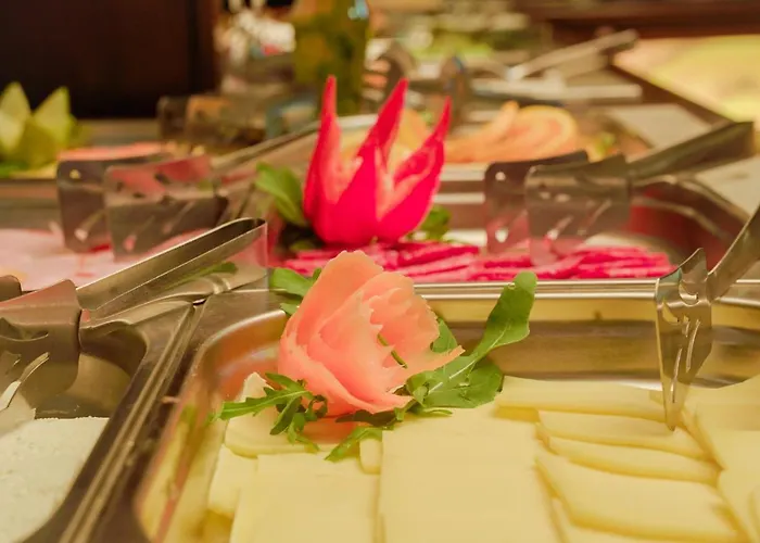 Flora-daisy Lägenhetshotell 3*