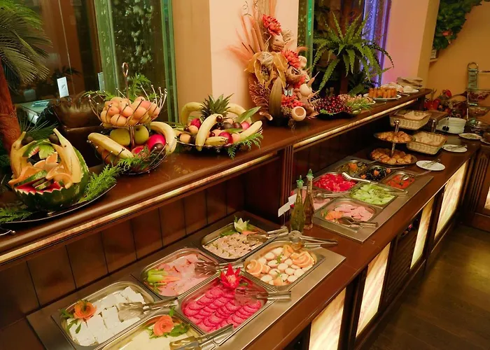 מלון דירות Flora-daisy 3*